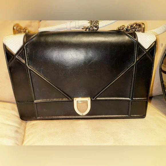 Dior leather cross body - Picture 3 of 9